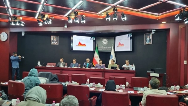 انجمن تجارت الکترونیک تهران تعداد اشتراک‌های فعال استارلینک در ایران را ۳۰ هزار مورد اعلام کرد